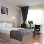 فندق Regal 3*